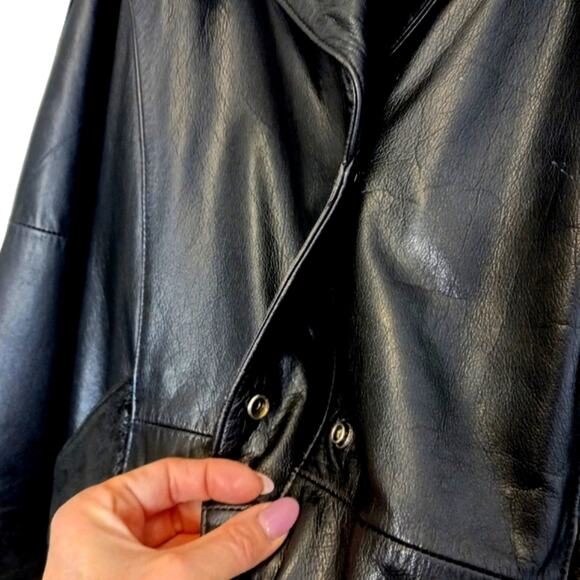Y2K Leather Coat TEXTURED DETAIL Size L BLACK Patterned Accents Oversized Snaps - Picture 13 of 16